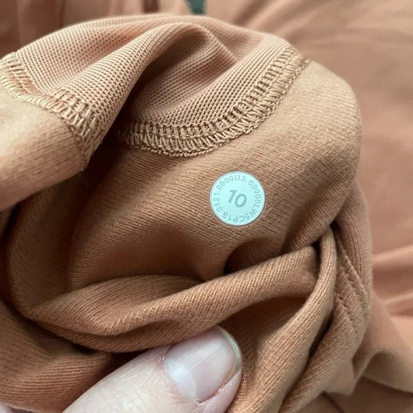 Lululemon Ready to Rulu Tangerine Pants - Picture 4 of 5